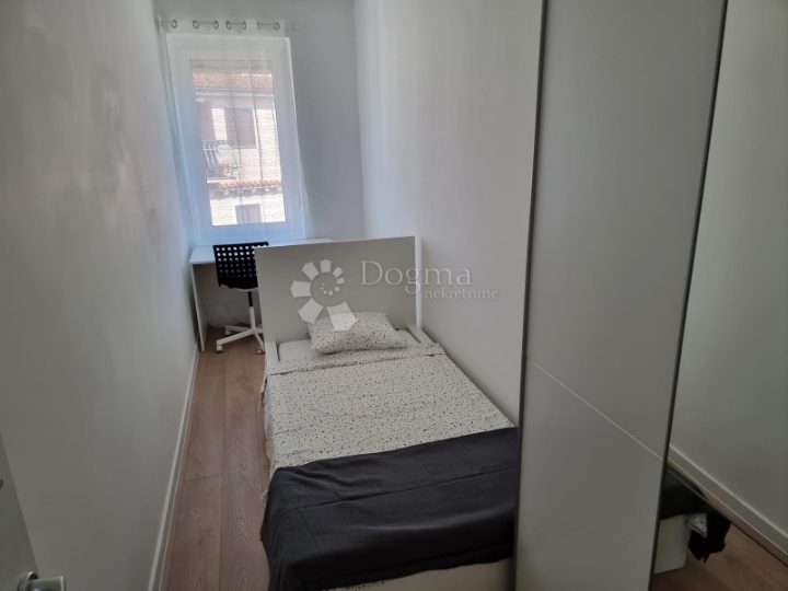 Belveder, adaptiran stan na 2. katu