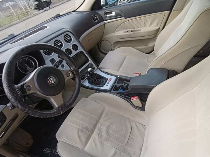 Alfa 159, 1.9jtdm, hitno