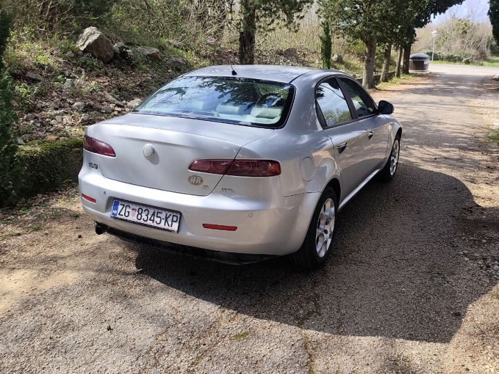 Alfa 159, 1.9jtdm, hitno