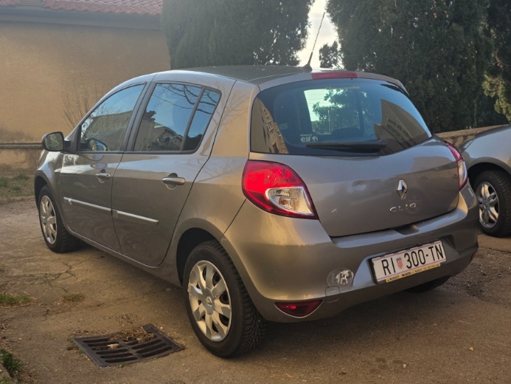 Renault Clio 1.2 benzin 