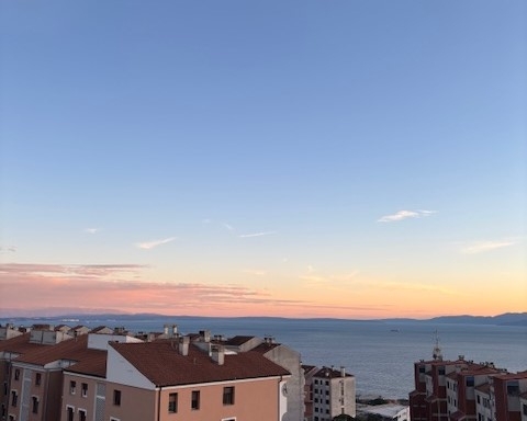 Stan s pogledom/liftom/parkingom