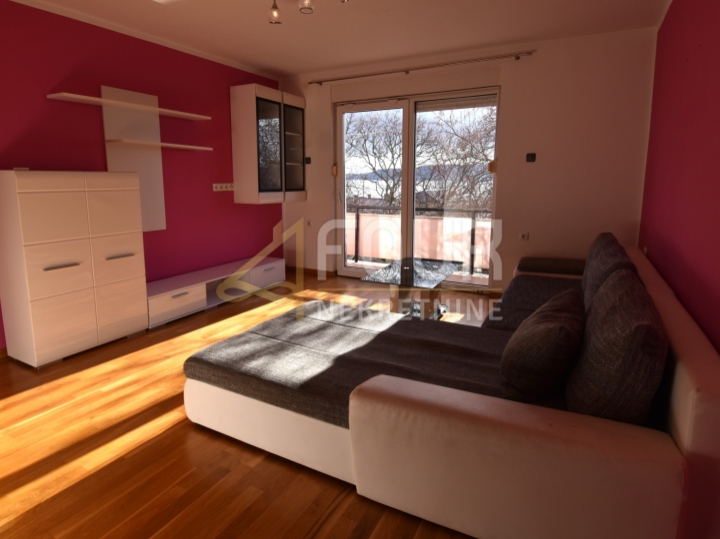 Novi Vinodolski, 56.95 m2, 1S + DB, balkon, pogled