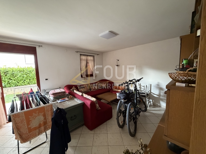 Istra, Poreč - okolica, 2S + DB, 65 m2, terasa