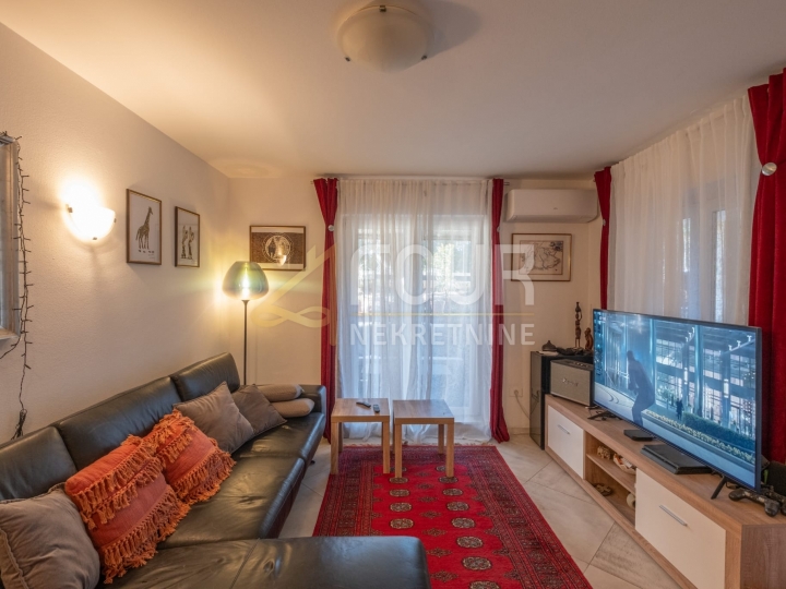 Istra, Medulin, 2S + DB, terasa