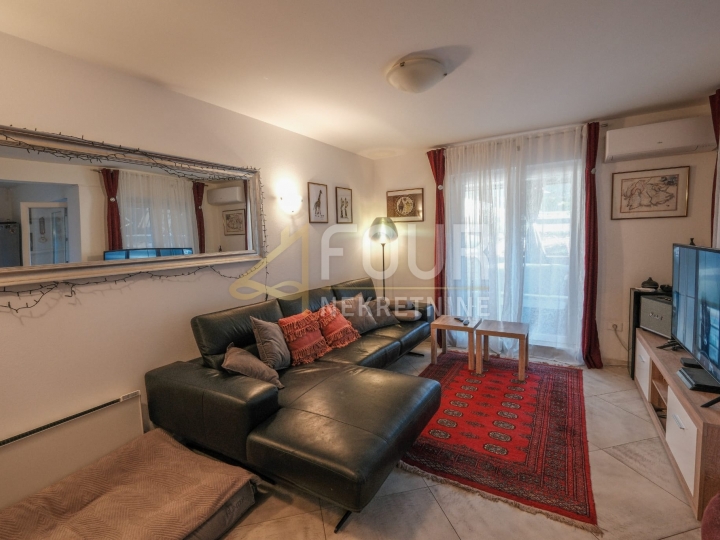 Istra, Medulin, 2S + DB, terasa