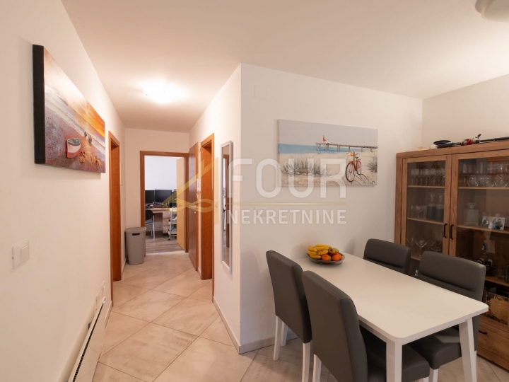 Istra, Medulin, 2S + DB, terasa