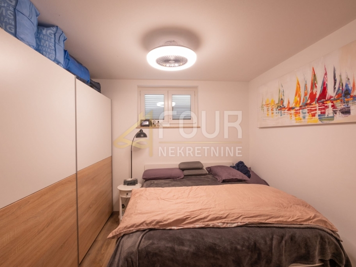 Istra, Medulin, 2S + DB, terasa