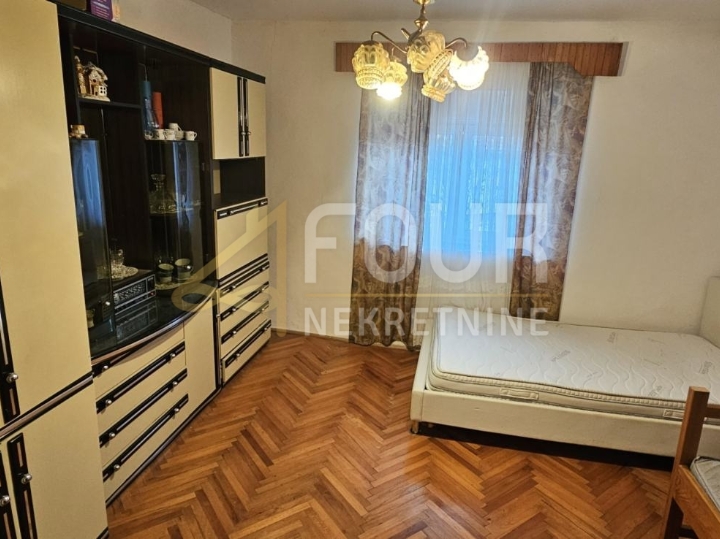 Gorski kotar, Moravice, samostojeća kuća, 250 m2