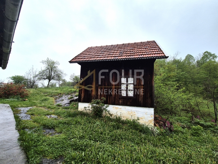 Gorski kotar, Moravice, samostojeća kuća, 250 m2