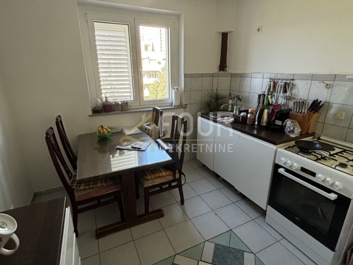 Rijeka, Donja Vežica, 47.97m2, 2skl, lođa