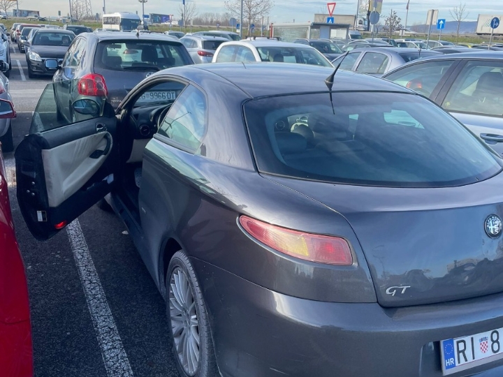 Hitno Alfa GT, 2007. god., reg.