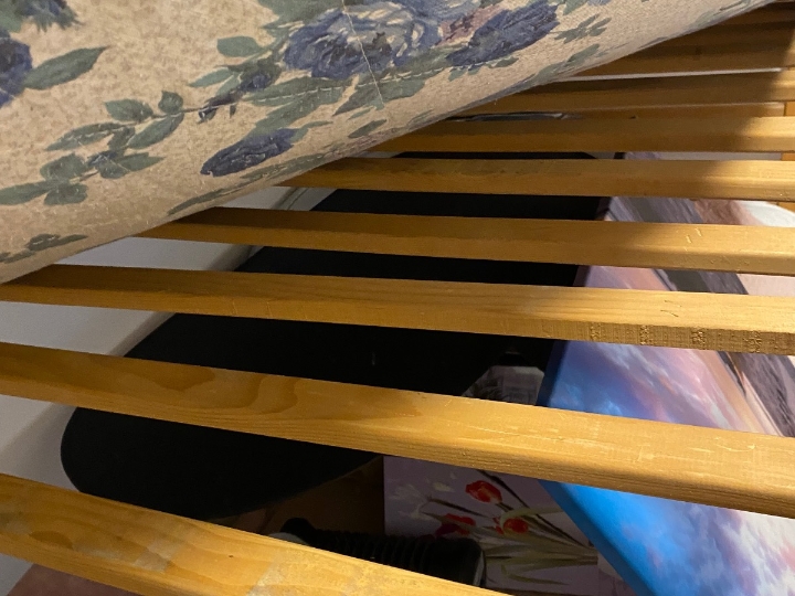 Kreveti na kat ili samostalni.