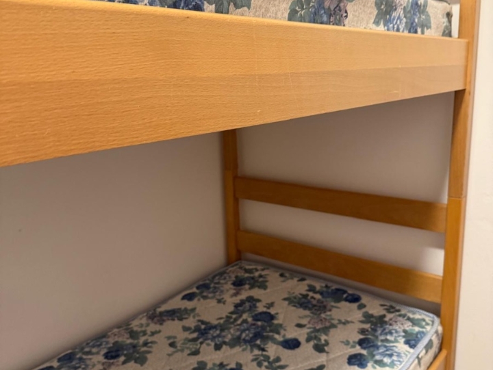 Kreveti na kat ili samostalni