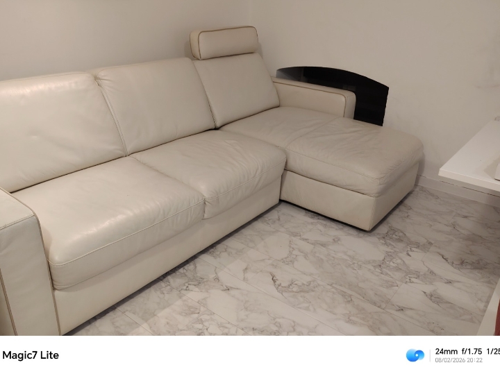 Kutna garnitura na razvačenje