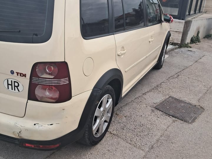VW Touran