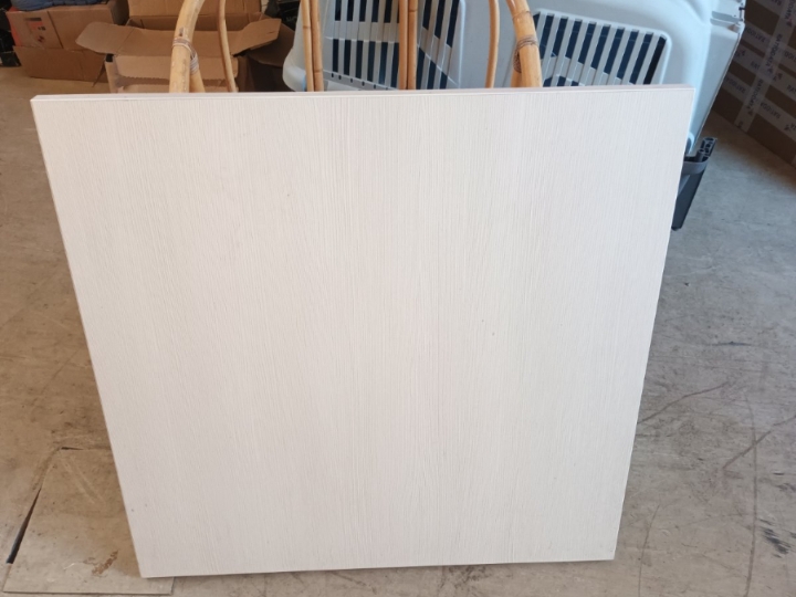 Tri bambus stolice i stolić