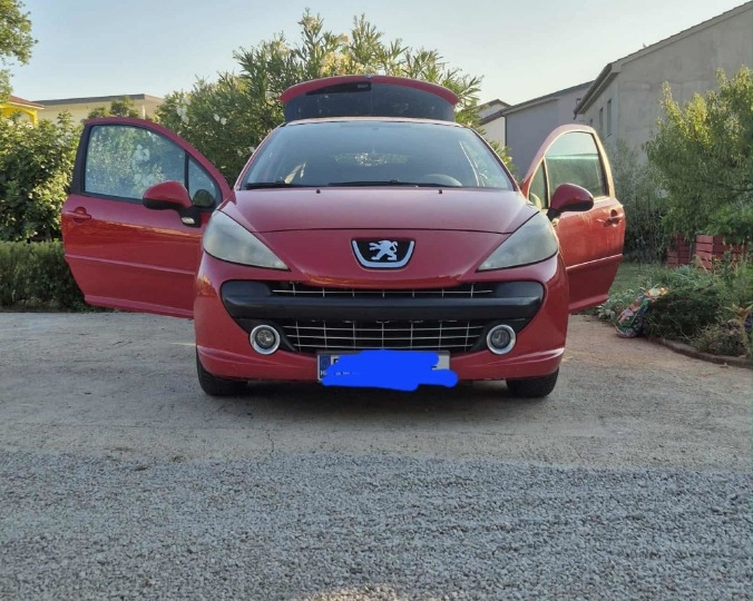 Peugeot 207 1.4 VTI 95KS