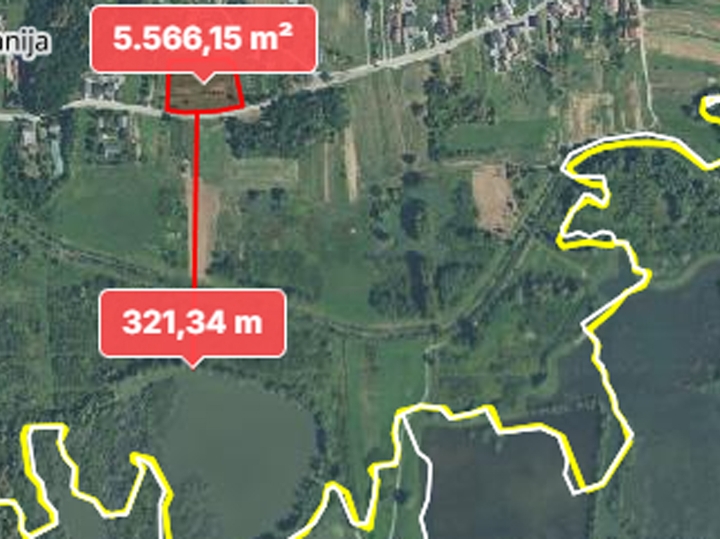 Građevinsko zemljište s voćnjakom