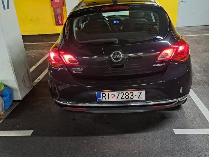Opel Astra