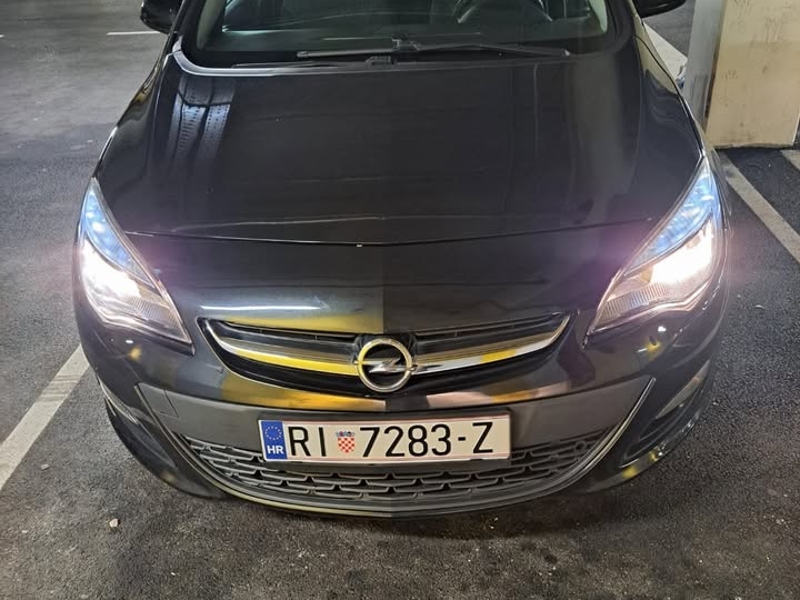 Opel Astra