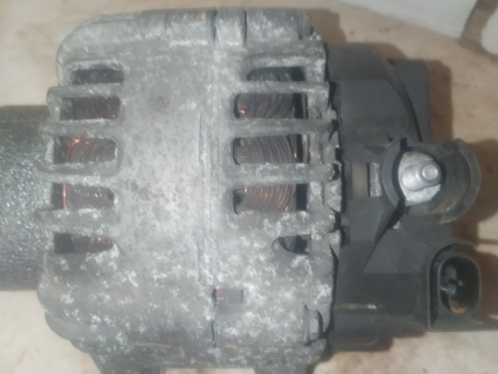 Alternator za Ford Fiestu
