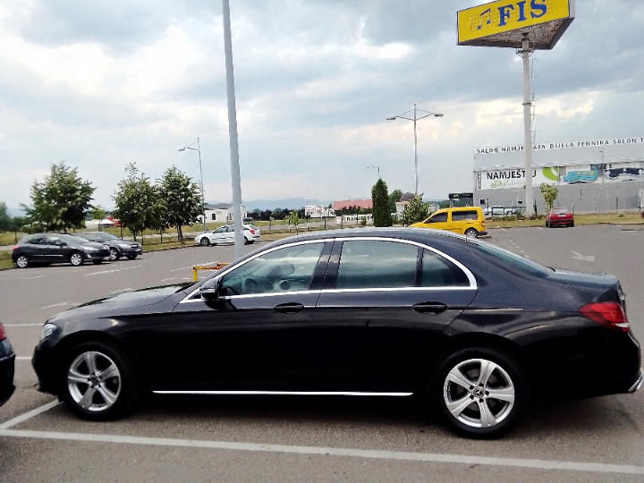 Mercedes-Benz E220d Avandgard 2017.