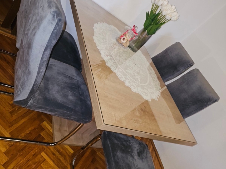 Stolice za blagovaonu