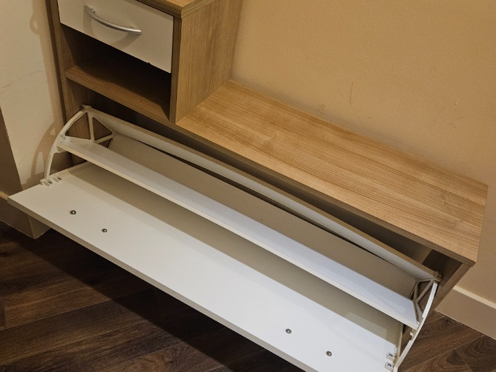 Predsoblje ormar, vješalica, ogledalo