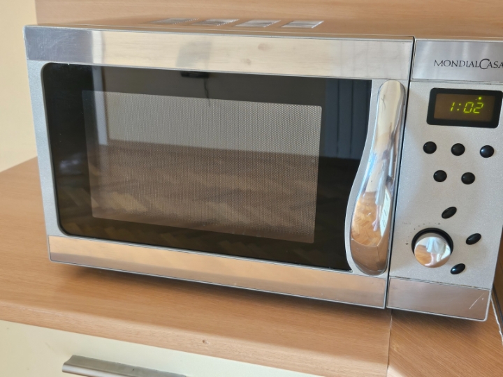 Mikrovalna pećnica inox