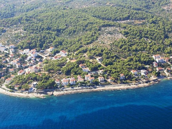 Zemljište Sutivan, otok Brač