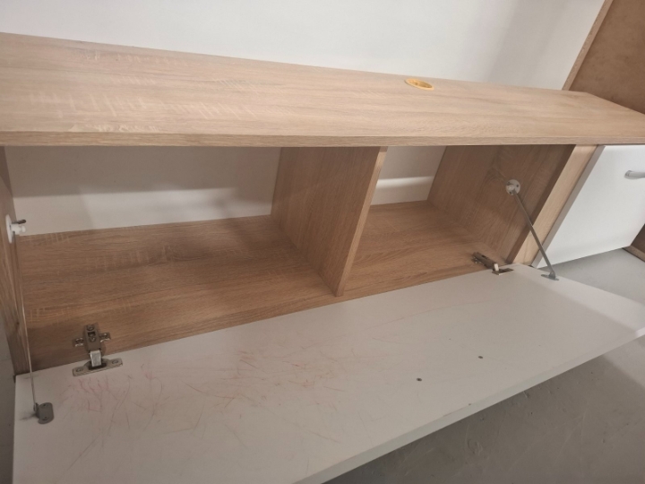 Stalak za TV i ormarići