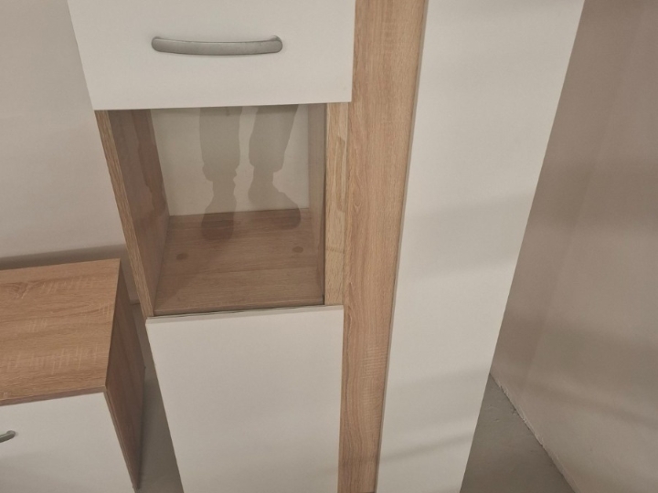 Stalak za TV i ormarići