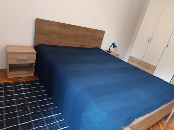 Dvosoban klasični stan D. Drenova