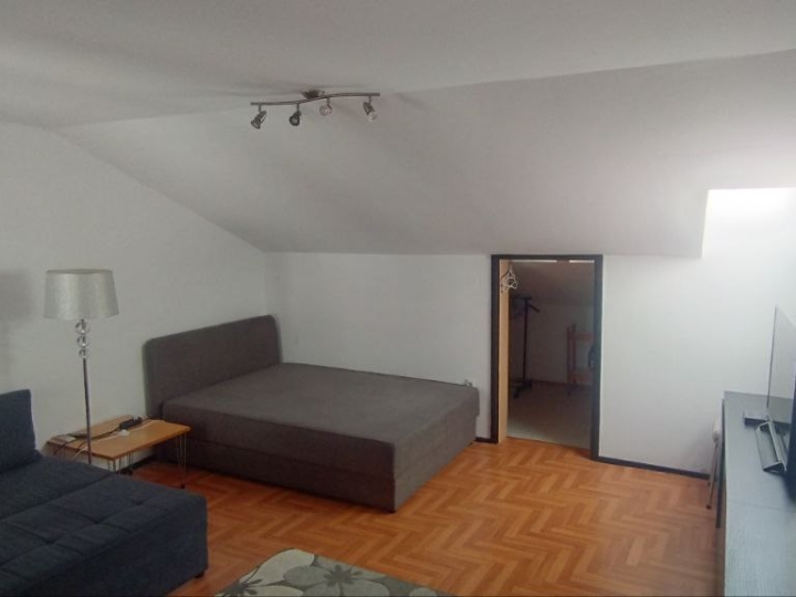 Strogi Centar, 51m2, jednosobni