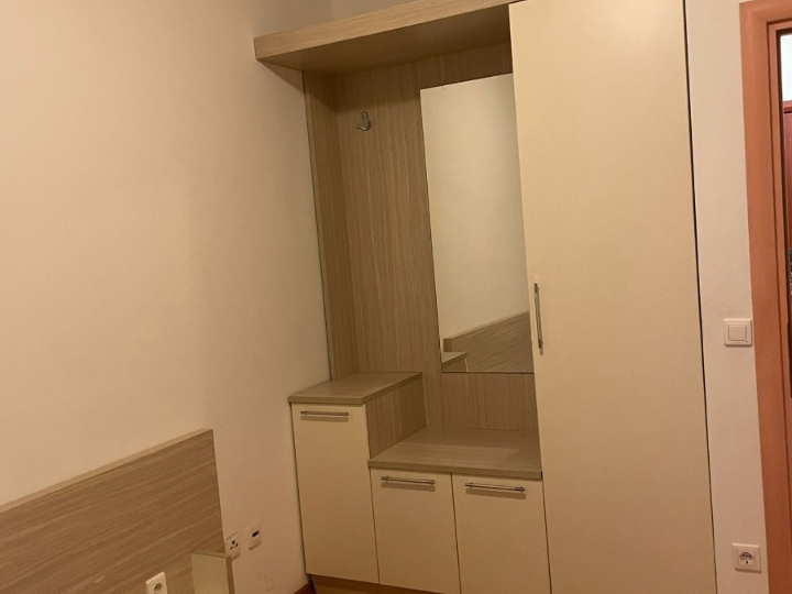 Dvosobni stan Valdebek