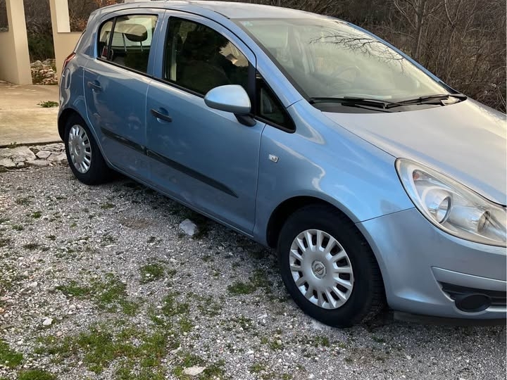 Opel Corsa 1.2