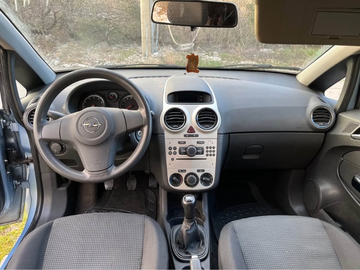 Opel Corsa 1.2