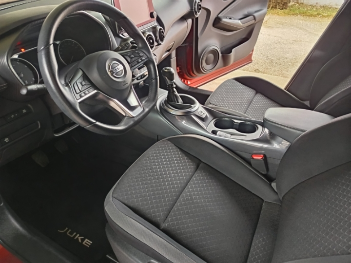 Nissan Juke 1.0 DIG-T, 33.000 km