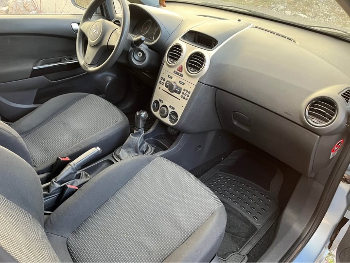 Opel Corsa 1.2