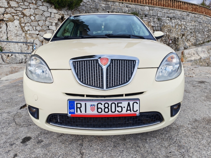 Lancia Ypsilon 1.3 multijet 90