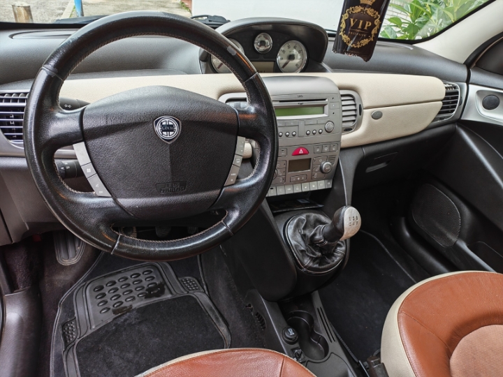 Lancia Ypsilon 1.3 multijet 90