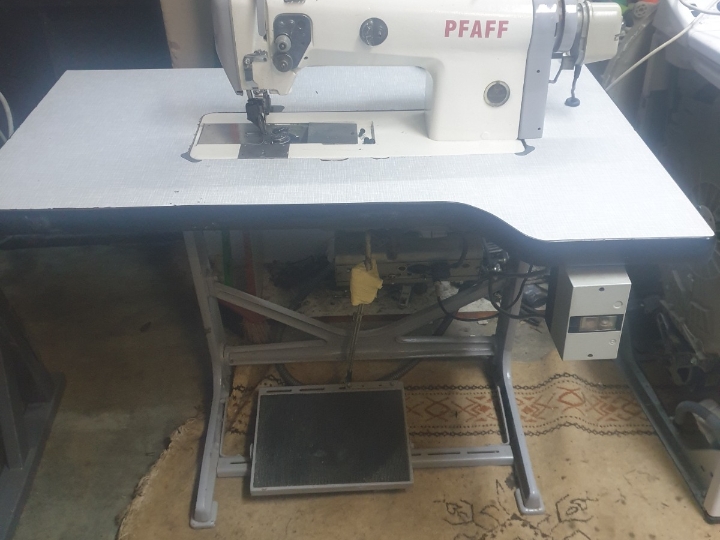 Pfaff šivaća mašina