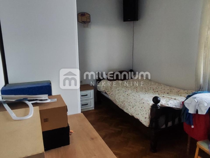 Kozala, 80.44m2, trosobni stan s balkonom i pogledom