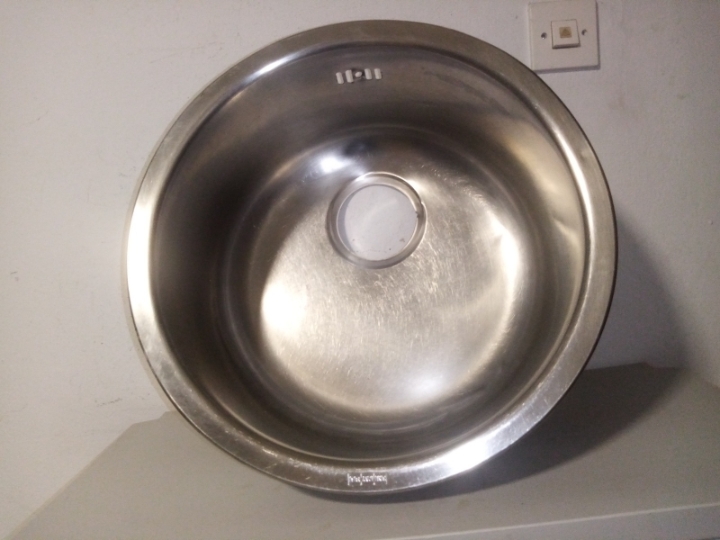 Ugradbeno okruglo korito