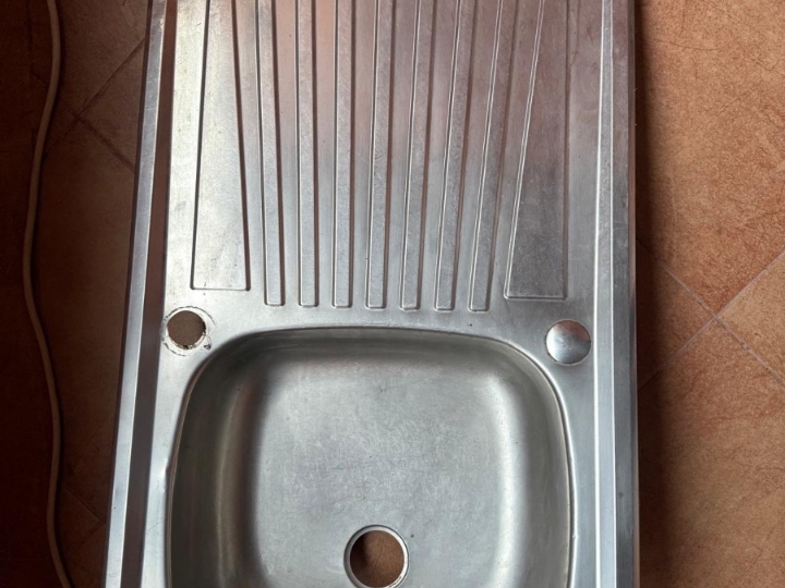 Sudoper od inoxa- novi