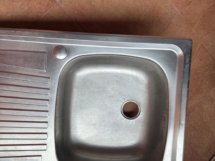 Sudoper od inoxa- novi