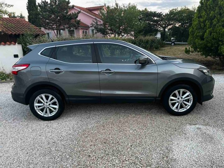 Nissan Qashqai 1.2 dig-t,benzin2015