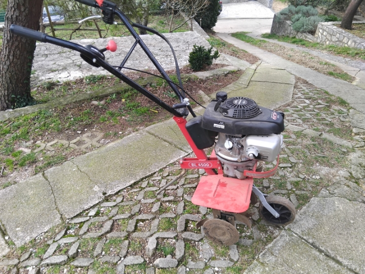 Kopačica Benassi BL4500