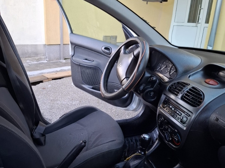 Peugeot 206 1.4