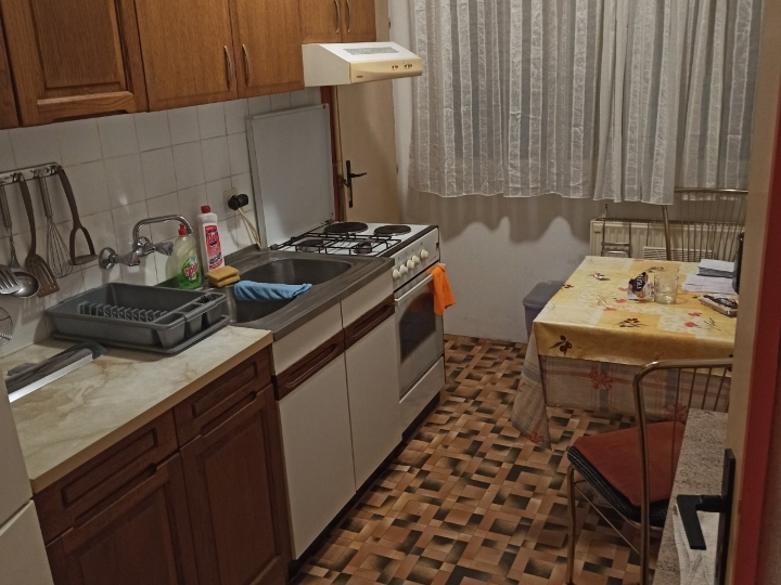 Iznajmljujem dvosoban stan, Osijek